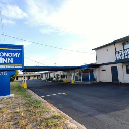 Economy Inn Kingsville Exterior photo